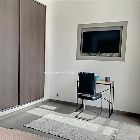 Capricciosa Apartment *